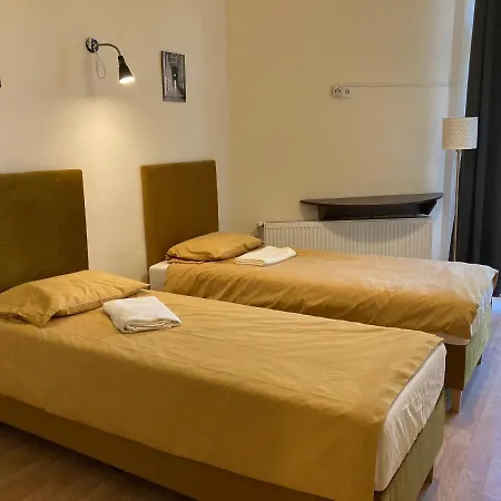 Hello Aparthotel