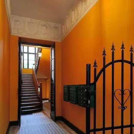 Hello Apartahotel Cracovia